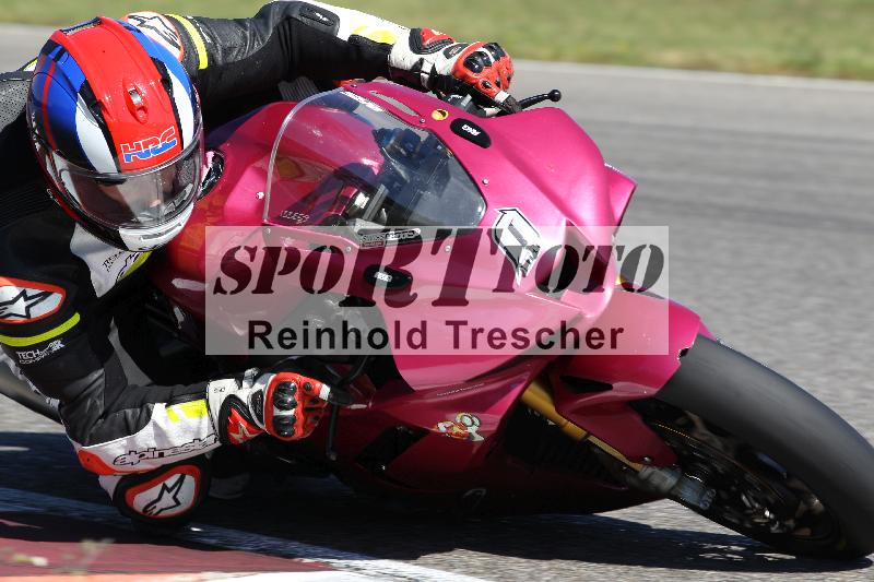 /Archiv-2025/48 25.08.2025 Cornu Master School ADR/rot-rouge/0